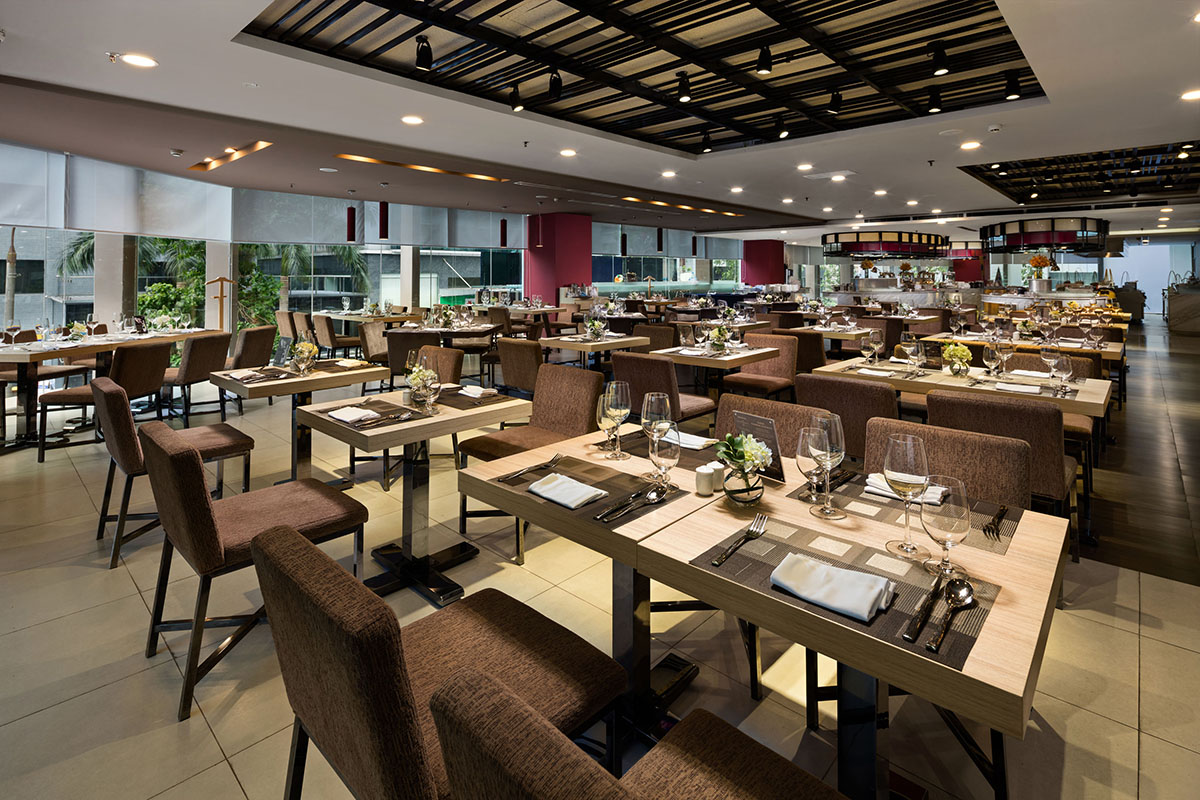 Novotel Suites Hanoi Hotel - 10